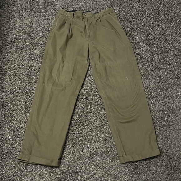 Liz Claiborne Other - Liz Claiborne Men's Khaki Chinos